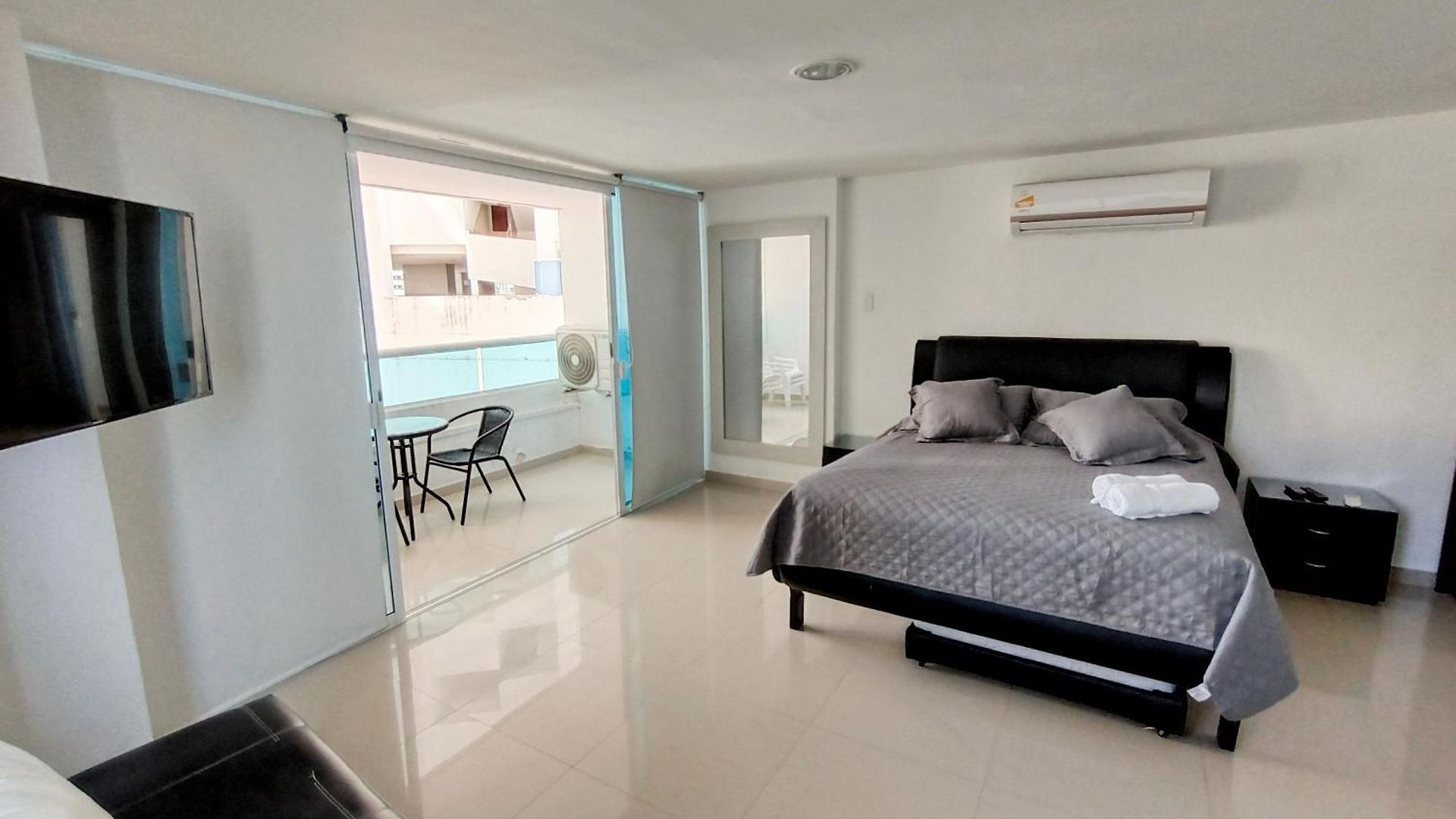 Laguito Bocagrande Por Parceros Group Apartahotel